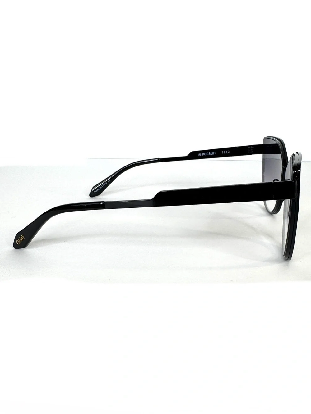 QUAY AUSTRALIA In Pursuit Cat Eye Sunglasses Black Fade